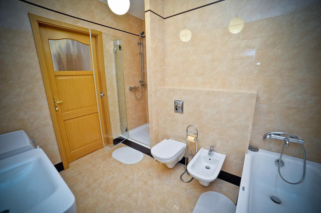 グディニャLuxury Rockefeller - Sea Towersアパートメント 部屋 写真